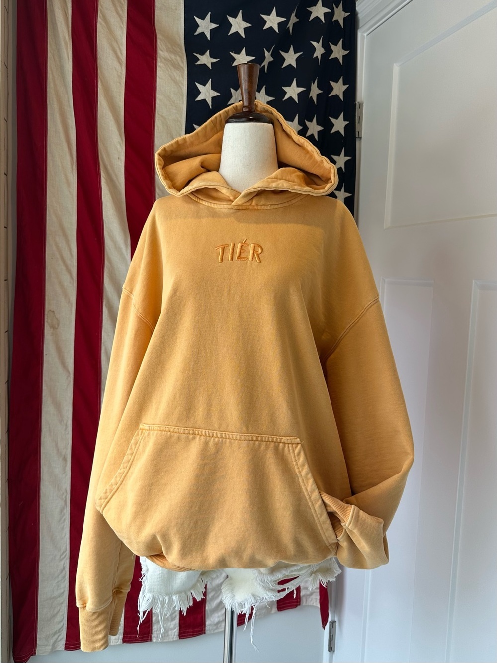 TIER Hoodie Yellow Distressed - XL Sweatshirt
